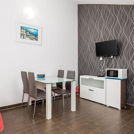 Apartments Zlatko Šimuni Buitenkant foto